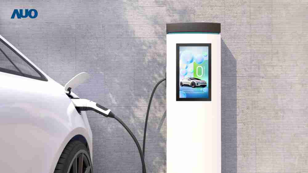 友達〝EVSE車用充電樁解決方案〞專為電動汽車充電樁設計，，，，具有高亮度、、、、克服戶外艱難環境的耐溫、、耐紫外線等特性，，，，並搭載散熱性及擴充性強的高效能工業電腦，，，，可實現人機互動訴求，，，，如資訊顯示、、、支付等應用