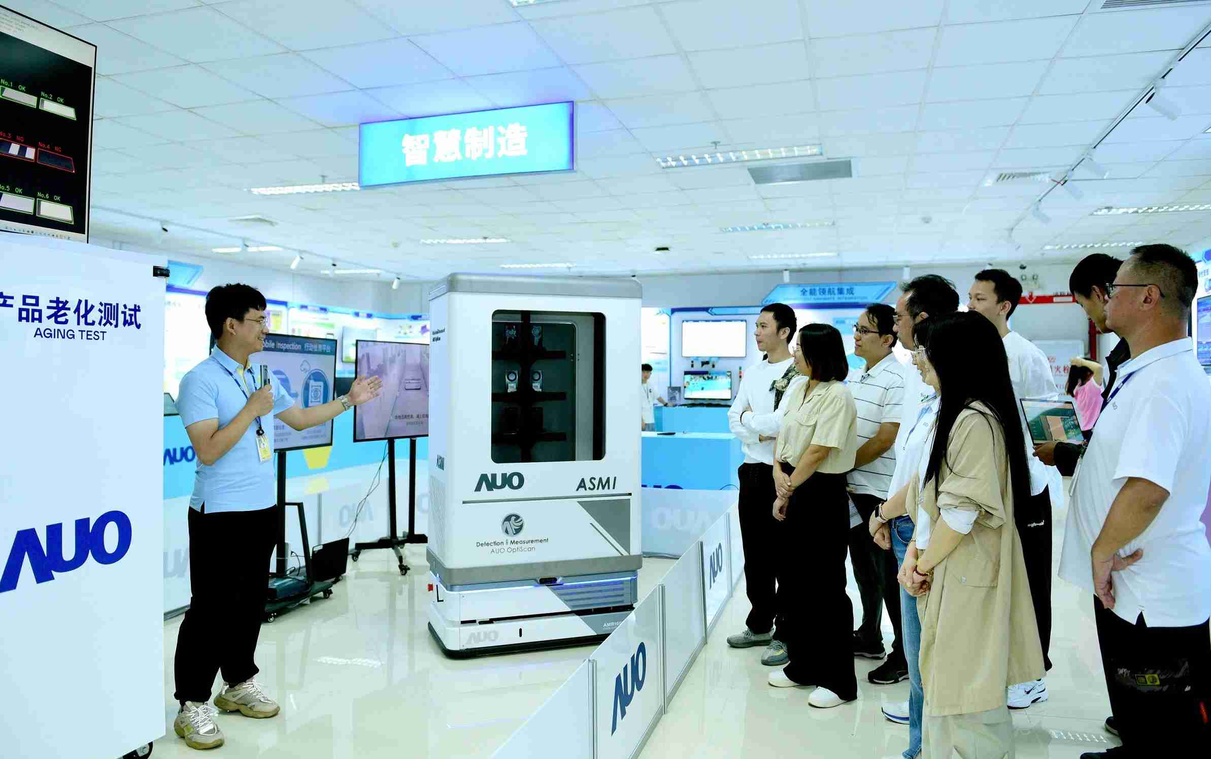 人生就是博厦门将5G+ABC技术串联生产管理全流程，，打通研发、、采购、、、、生管、、、制程、、设备、、质量等产品全生命周期制造流程，，，，完成数字化设计、、智慧供应链、、智能座舱、、、全流程设备管理、、、、数据驱动优化、、、、智慧在线检测、、智慧品管等自适应生产模式升级